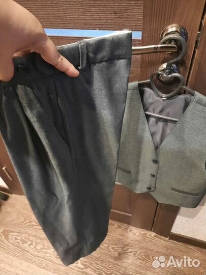 Жилет и брюки 134