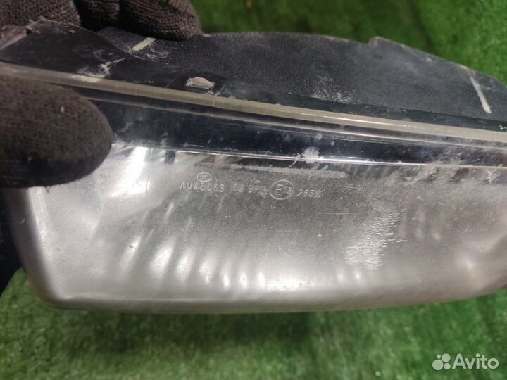 Фара противотуманная левая Toyota Land Cruiser 200