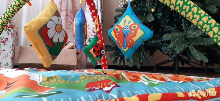 Развивающий коврик