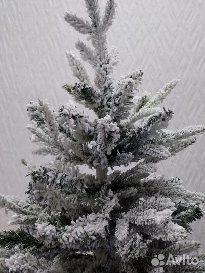 Ель искуственная