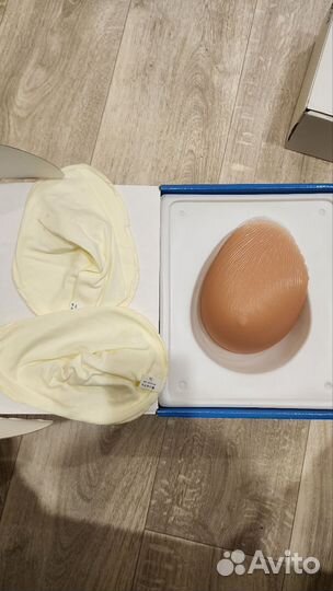 Протез молочной железы