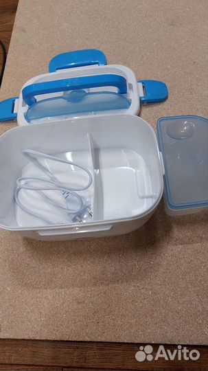 Контейнер для еды с подогревом