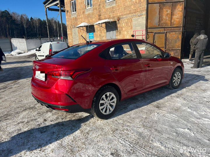 Автомобиль на запчасти Hyundai Solaris 2021