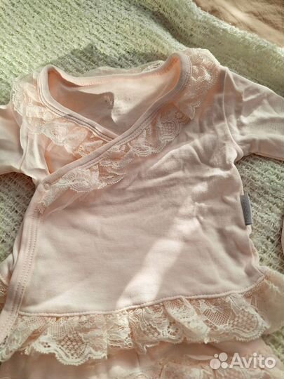 Комплект на выписку для девочки pugi baby 62