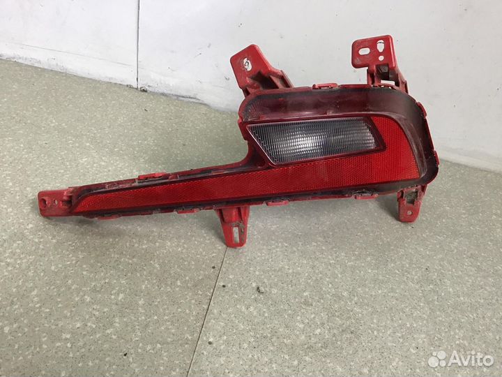 Фонарь задний в бампер правый Hyundai Elantra 2016