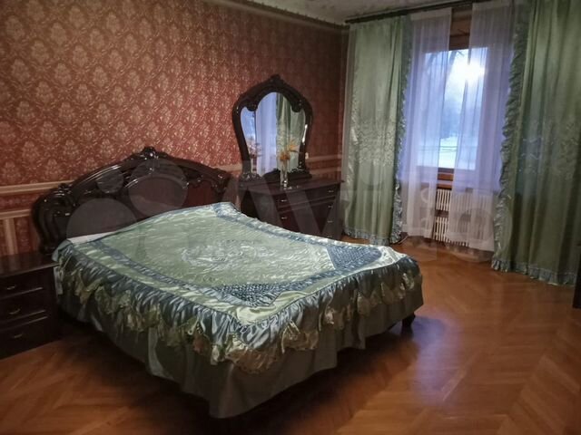 3-к. квартира, 80 м², 2/4 эт.