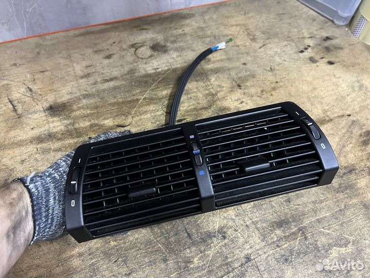 Дефлектор воздуховод центральный BMW E53 X5