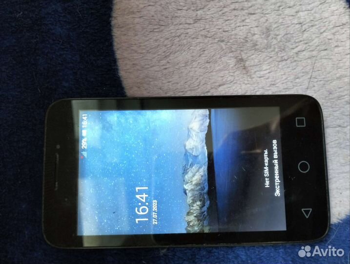 Телефон Alcatel one touch pixi 3 4