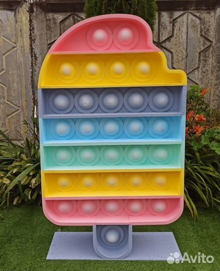 Объемные буквы, Скульптуры, бутафория