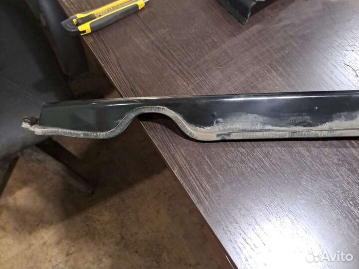 Накладка под жабо Skoda Octavia A7