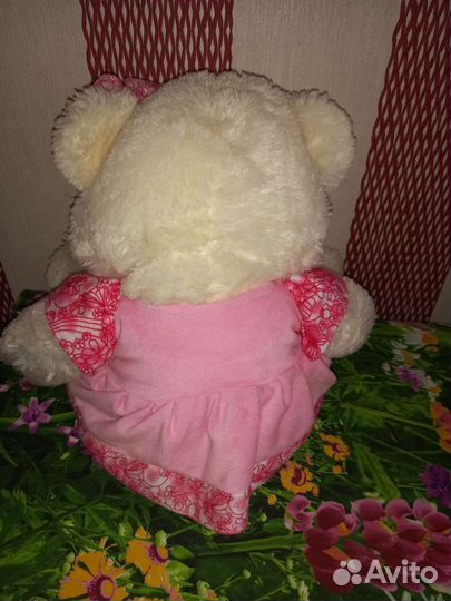 Плюшевый медведь