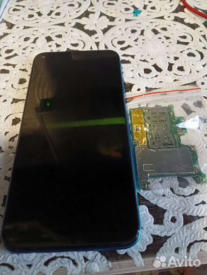 Досплей хонор 9с