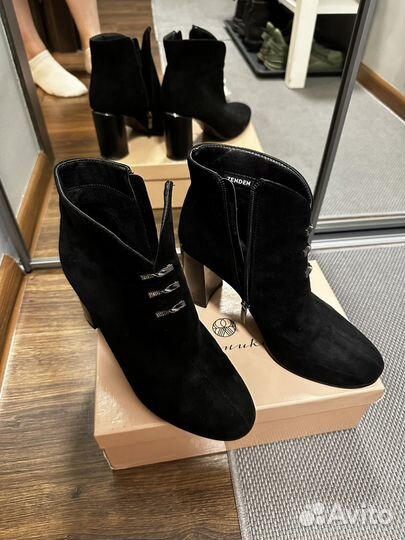 Ботильоны замшевые 39 размер