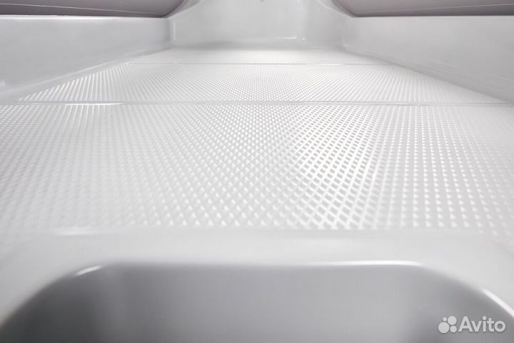 Лодка RiverBoats RIB-400 со встроенным рундуком