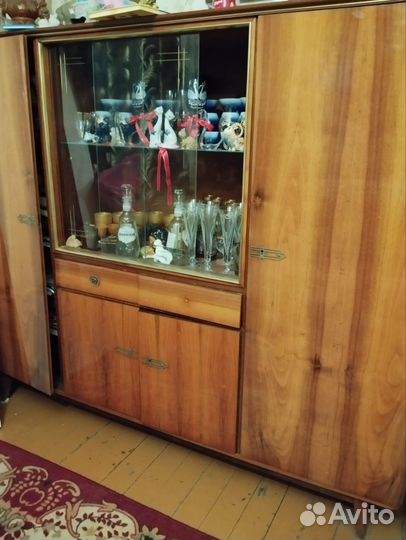 Буфеты и серванты бу