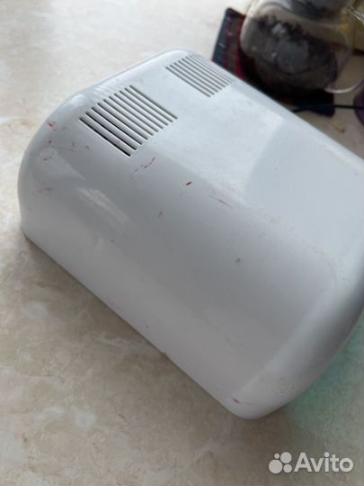 Уф лампа для ногтей