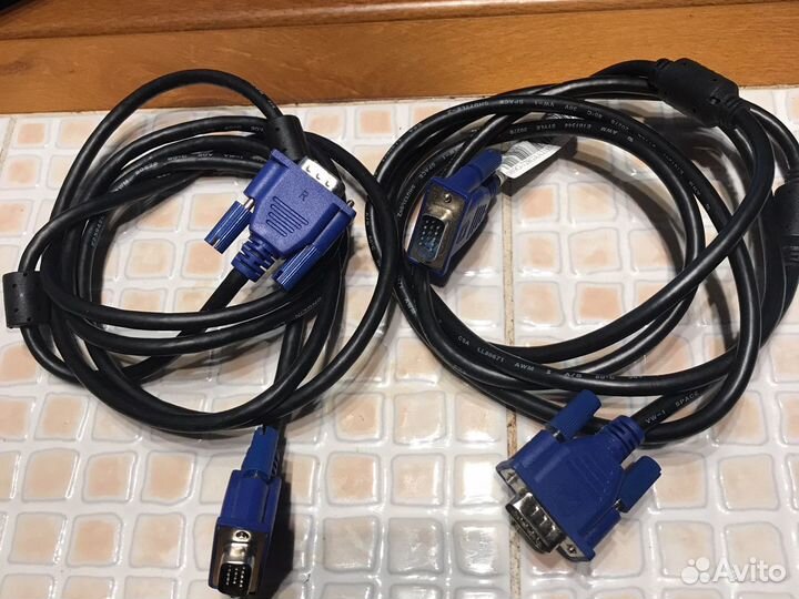 Кабель для компьютера VGA-VGA