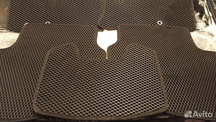 Автомобильные коврики eva