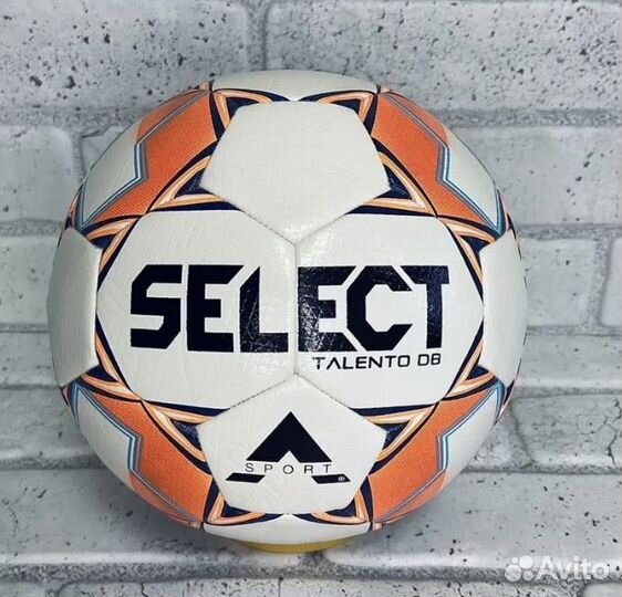 Футбольный мяч профессиональный