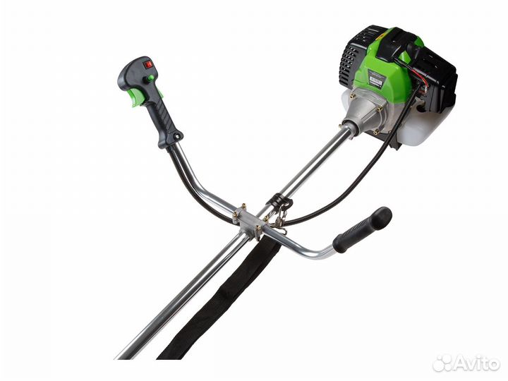 Мотокоса DGM BC-241 с ножом и головкой 2.4 кВт