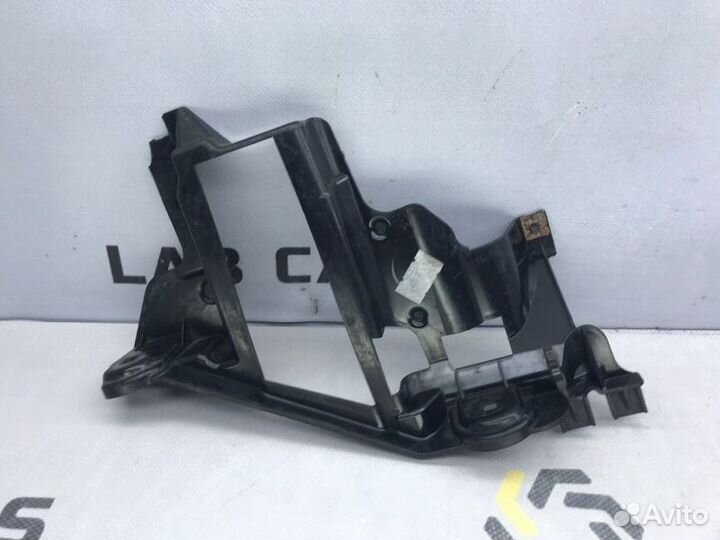 Кронштейн фары левый Bmw Х5 E53