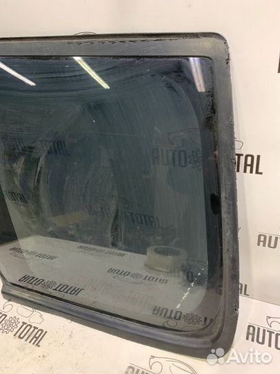 Стекло в крыло заднее левое Nissan X-Trail T30