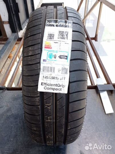 Goodyear EfficientGrip Compact 195/65 R15