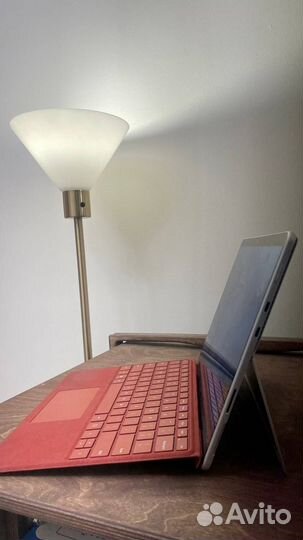 Microsoft Surface Pro 8 i7