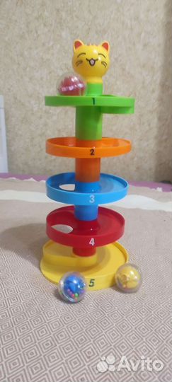 Развивающая игрушка горка спираль с шариками