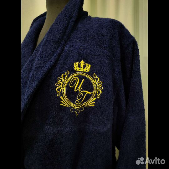 Халаты и полотенца с вышивкой