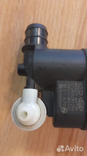 Насос Стеклоомывателя Hyundai-KIA арт. 98510M4000