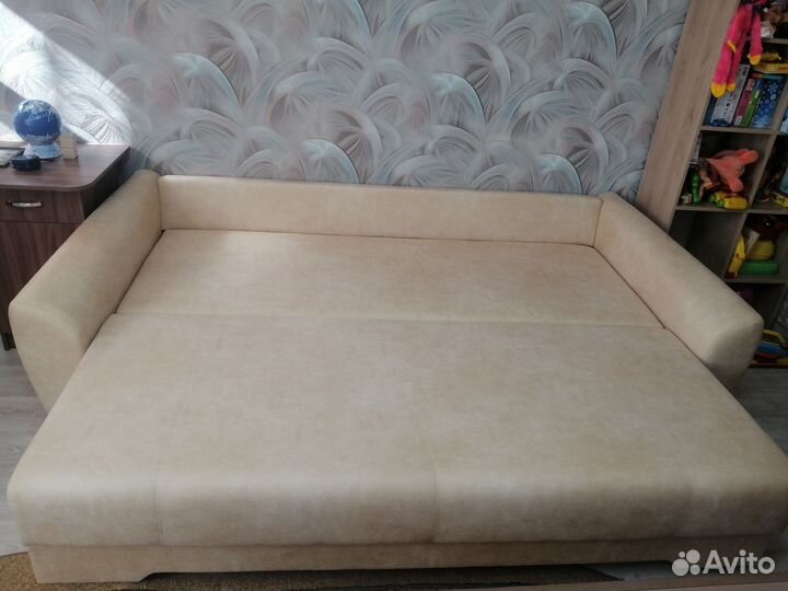 Продам диван