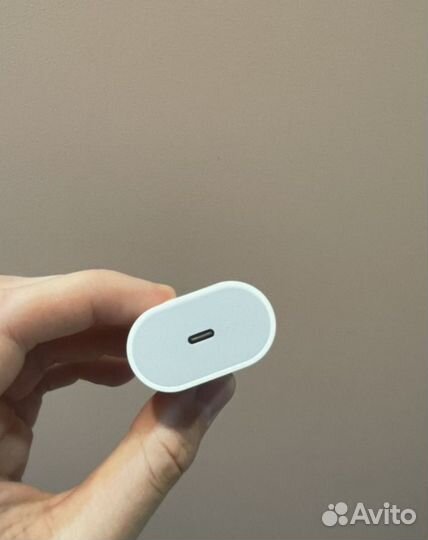 Зарядное устройство для айфона