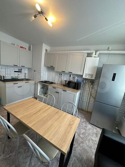 2-к. квартира, 60 м², 3/3 эт.