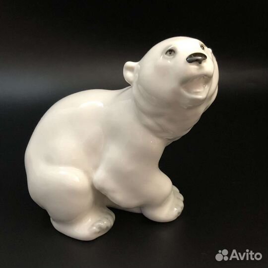 Статуэтка фарфор СССР Белый медведь