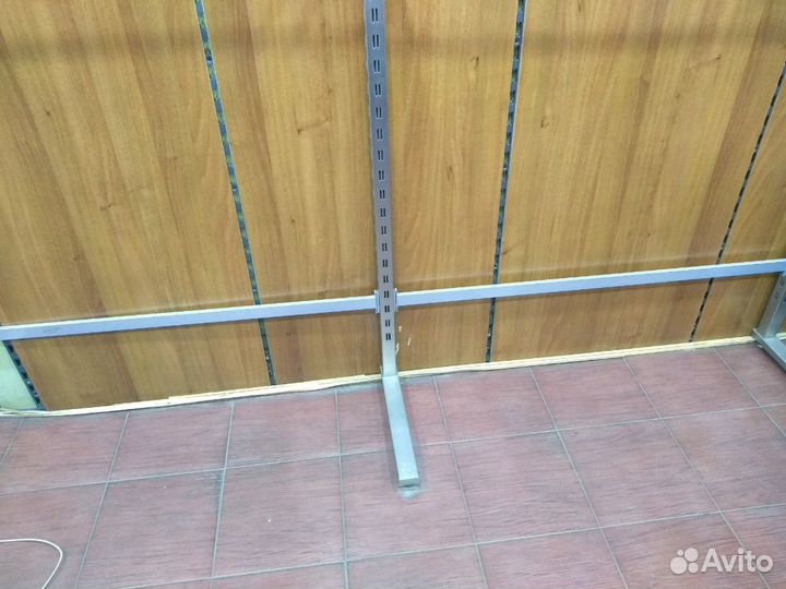 Стойка независимая, 3 секции, в отличном состоянии