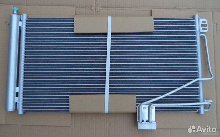 Радиатор кондиционера Mercedes-Benz C-Class W203