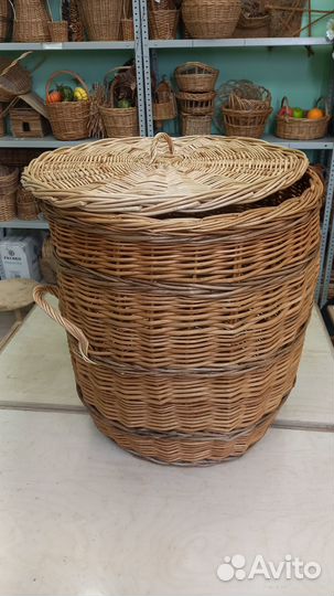 Плетёный круглый короб из натуральной лозы