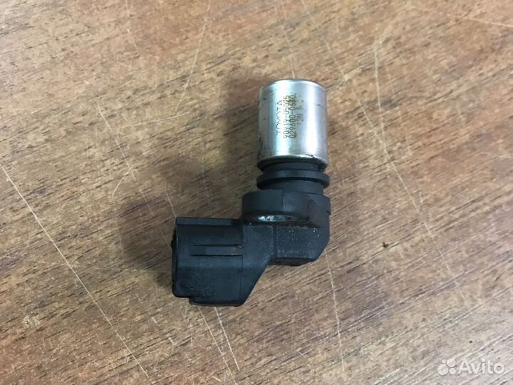 Датчик распредвала Toyota Hilux 2kdftv 1kdftv