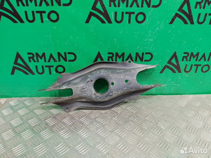 Рычаг подвески нижний задний Mercedes C-Class W205