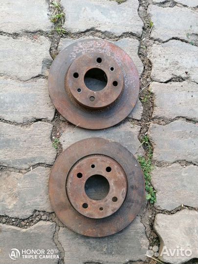 Диски тормозные на Ваз 2114