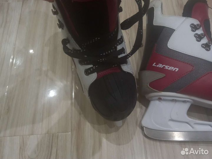 Коньки хоккейные Larsen 41