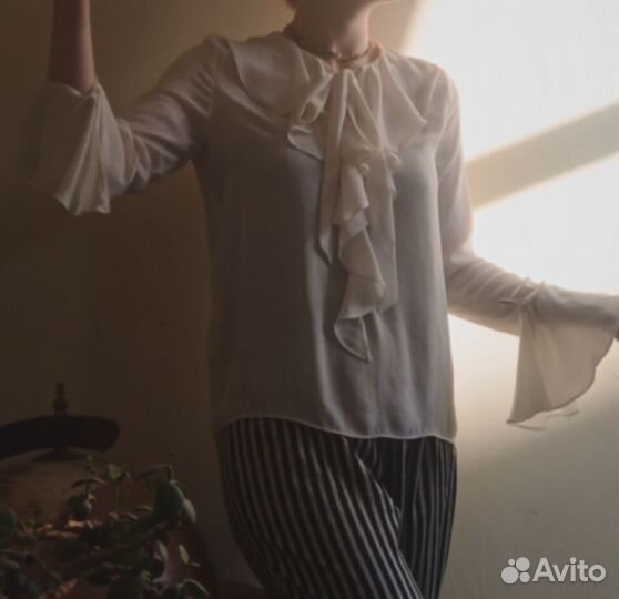 Блузка с рюшами