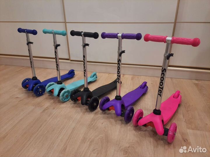 Самокат детский трехколесный