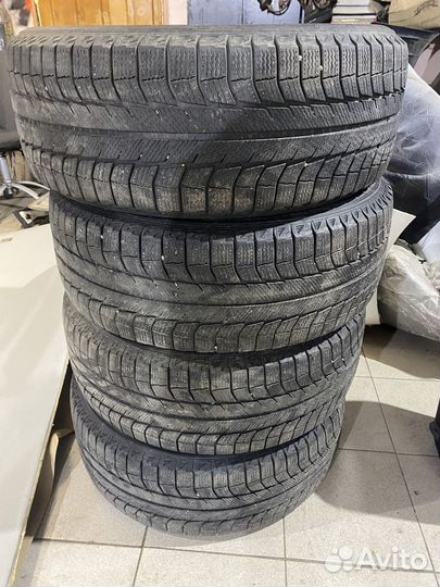 Michelin Latitude X-Ice XI2 235/55 R18