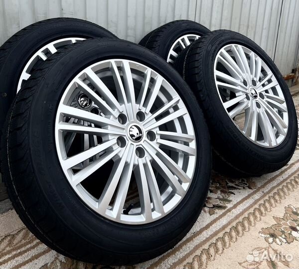 R17 Grenlander Winter GL868 215/50, PCD 5x112 DIA 57.1