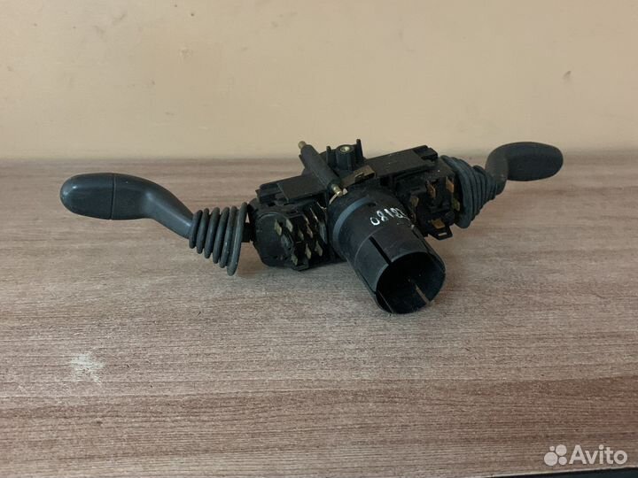 Переключатель подрулевой Scoda Felicia