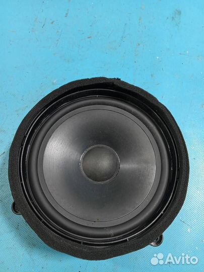 Динамик задней правой двери Land Rover range rove