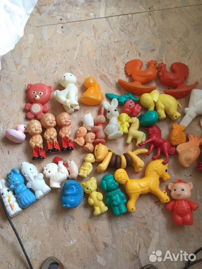Игрушки пластмасса