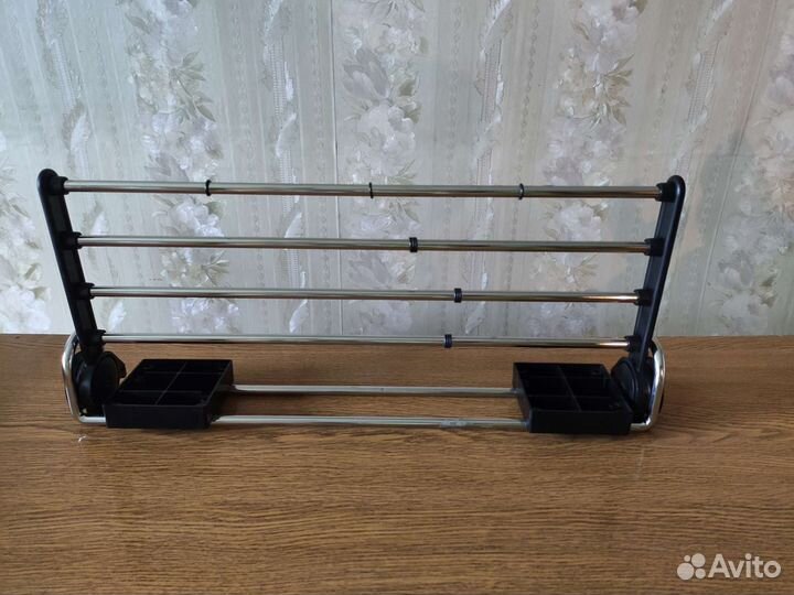 Вешалка складная для брюк на стенку шкафа